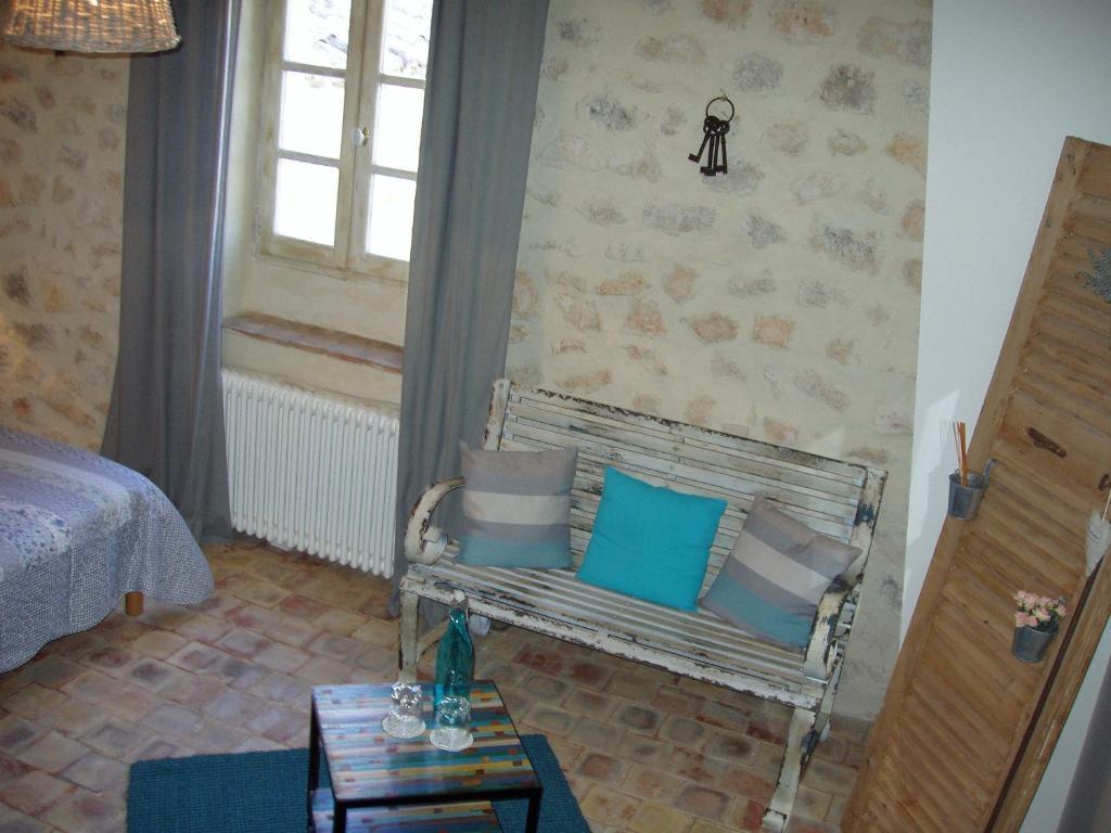 Bed and Breakfast Mas Bella Cortis Ла-Гард-Адэмар Номер фото